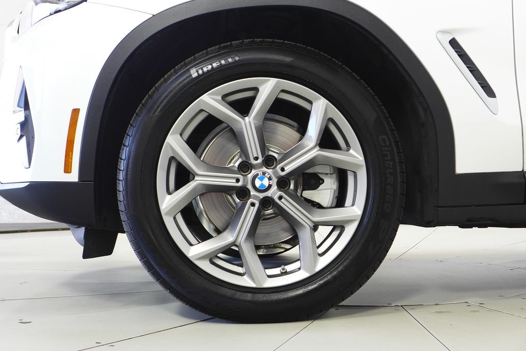 Used 2023 Mineral White Metallic BMW sDrive30i image 5