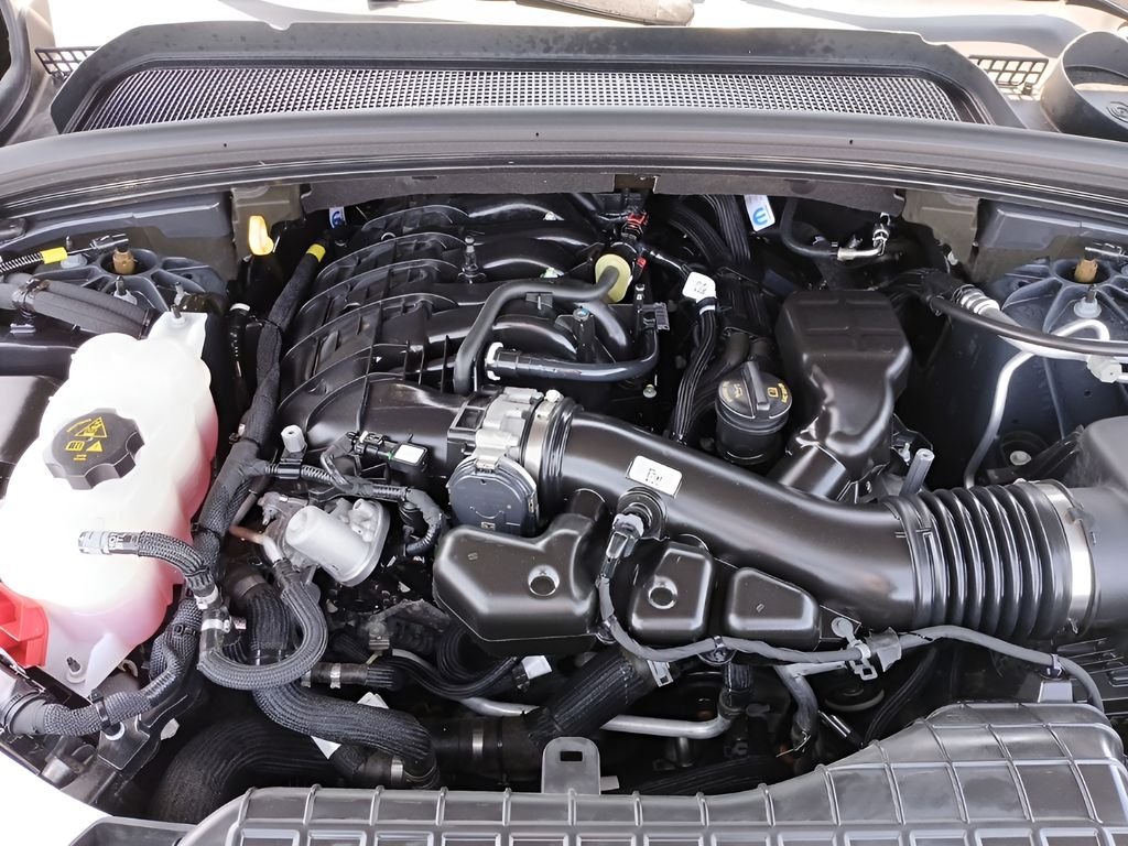 Used 2024 Gray Jeep Overland image 27