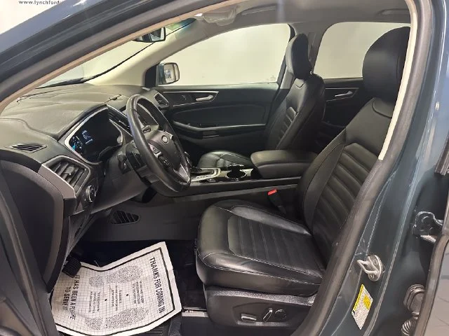 Used 2016 Blue Ford SEL image 6