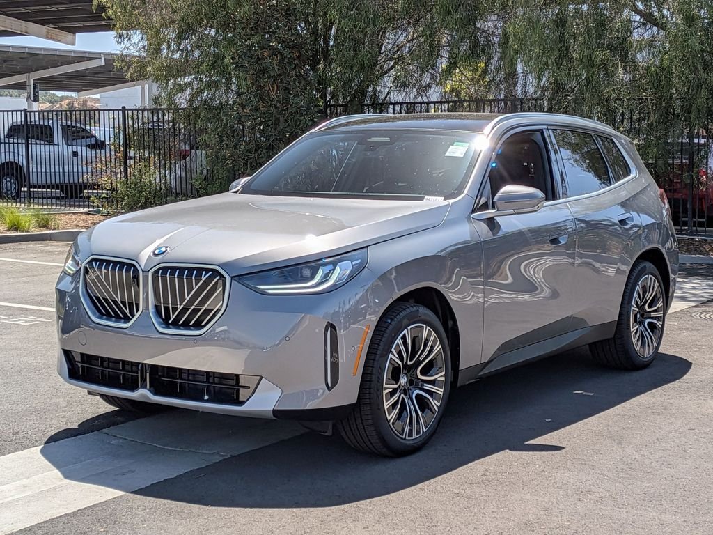New 2026 Skyscraper Grey Metallic BMW 30 xDrive image 2