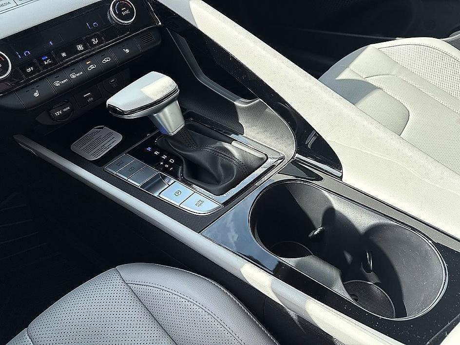 New 2026 Abyss Black Hyundai Limited image 26