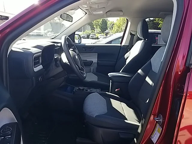 Used 2025 Red Ford XLT image 26