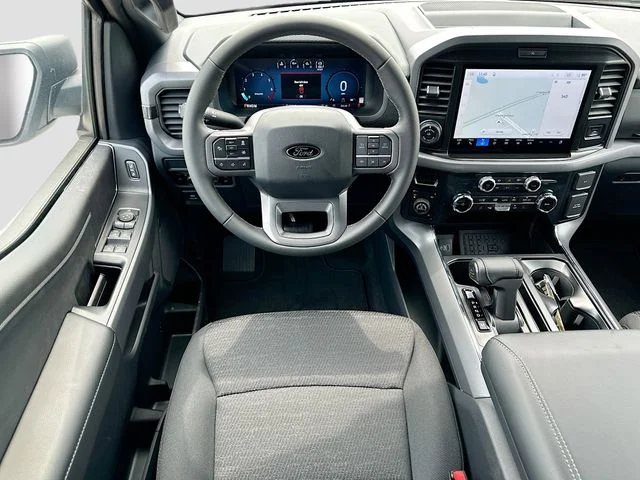 New 2026 Oxford White Ford XLT image 16
