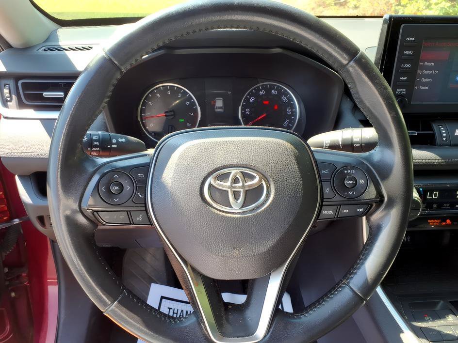 Used 2019 Ruby Flare Pearl Toyota XLE Premium image 23