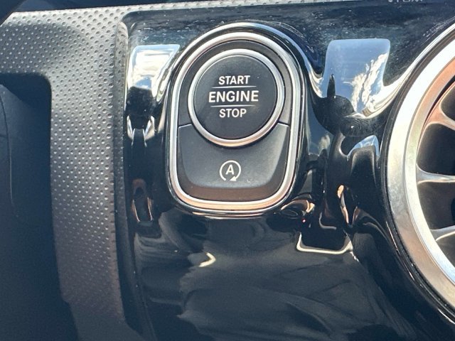 Used 2025 Gray Mercedes-Benz CLA 250 image 29