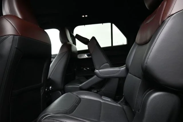 Used 2021 Blue Ford Platinum image 11