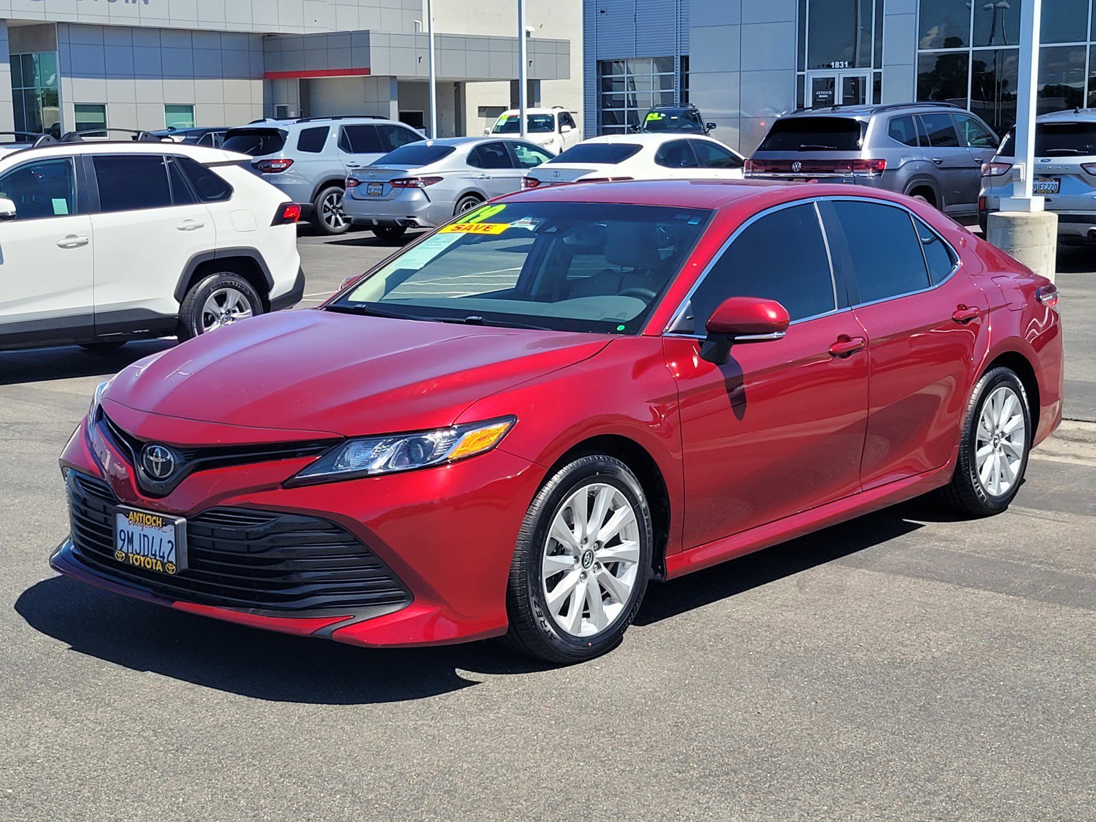 Used 2019 Red Toyota  image 8