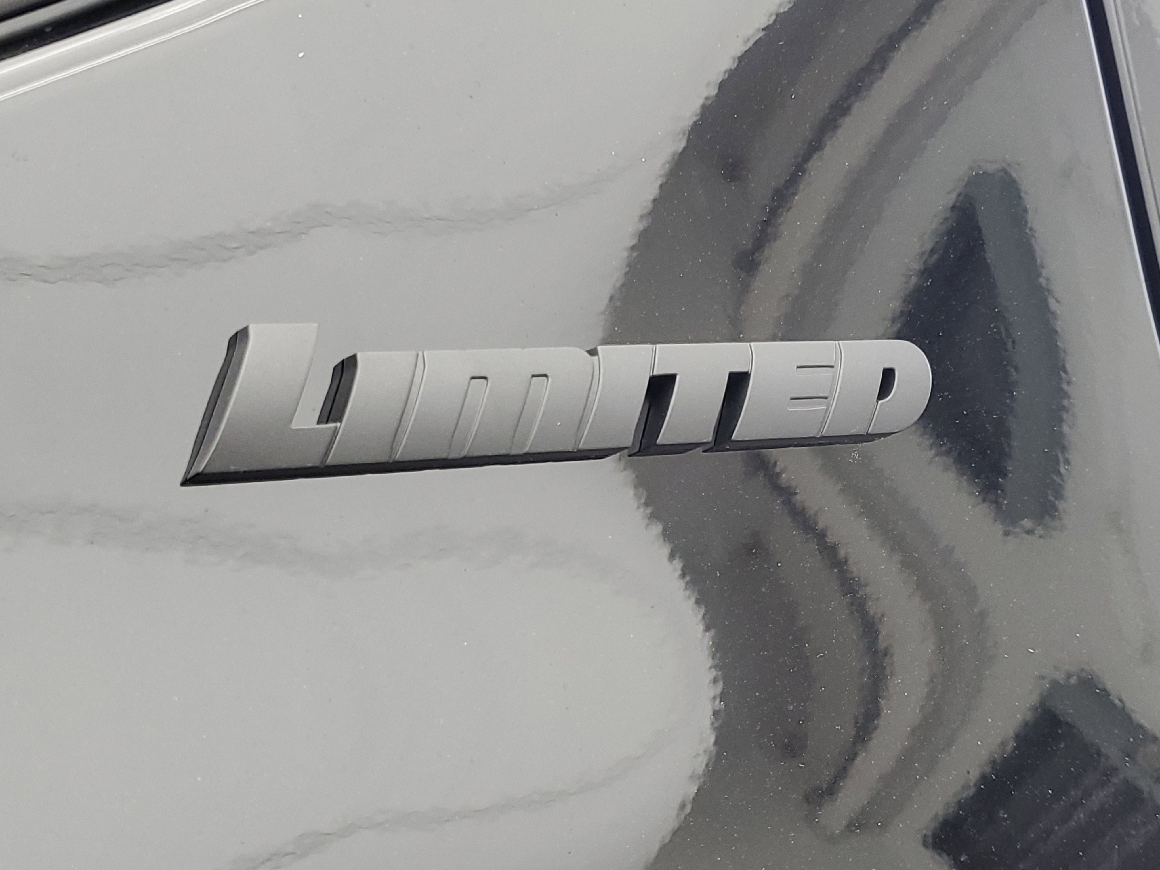 2026 Toyota Tundra Limited - Photo 12