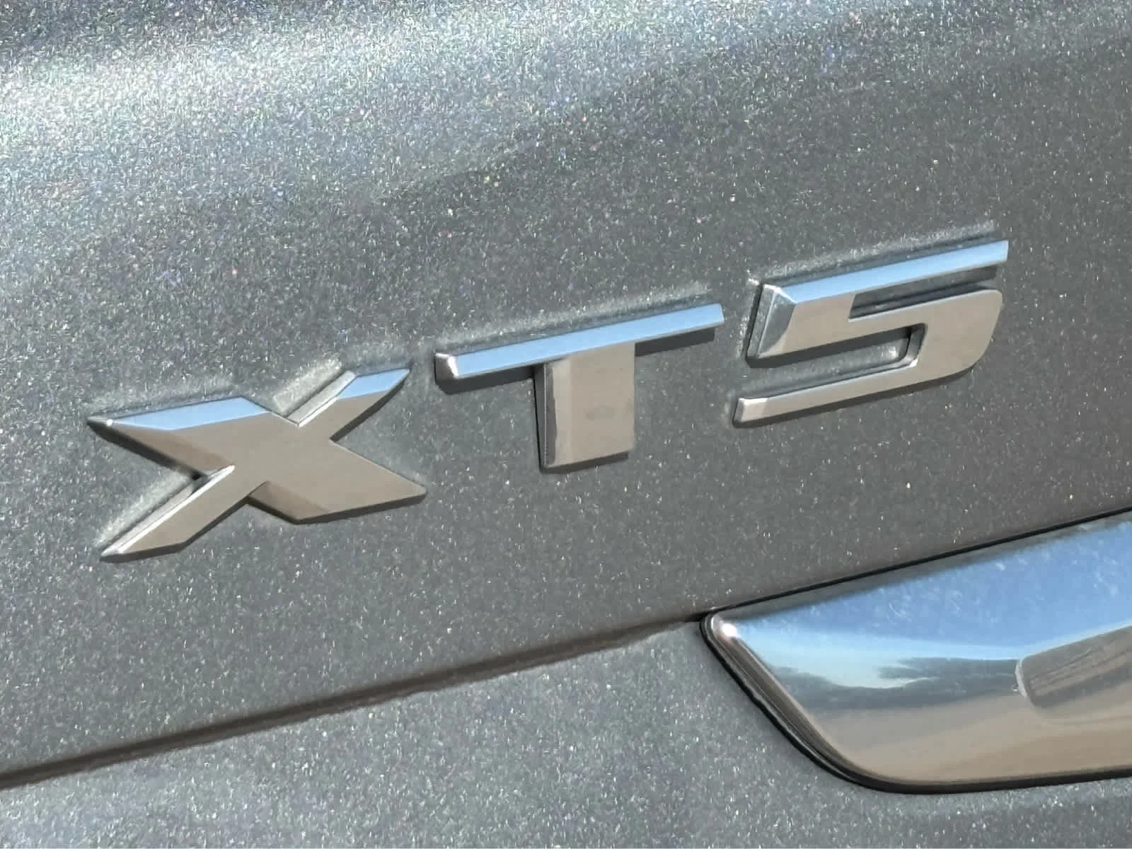 Used 2024 Argent Silver Metallic Cadillac Premium Luxury image 8
