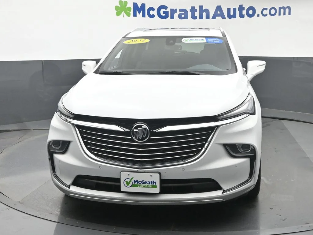 Used 2023 White Buick Essence image 6