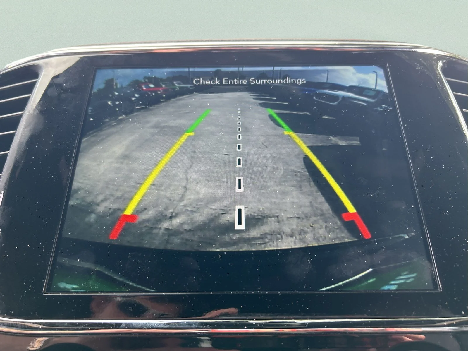 Used 2020 Velvet Jeep Altitude image 29