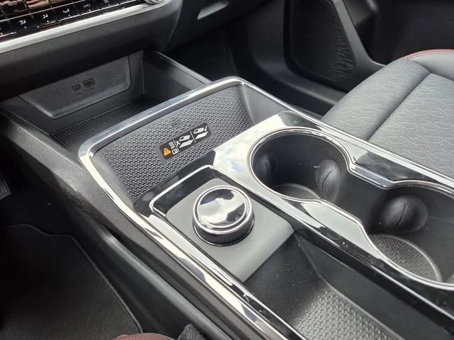 New 2026 Mosaic Black Metallic Chevrolet RS image 28