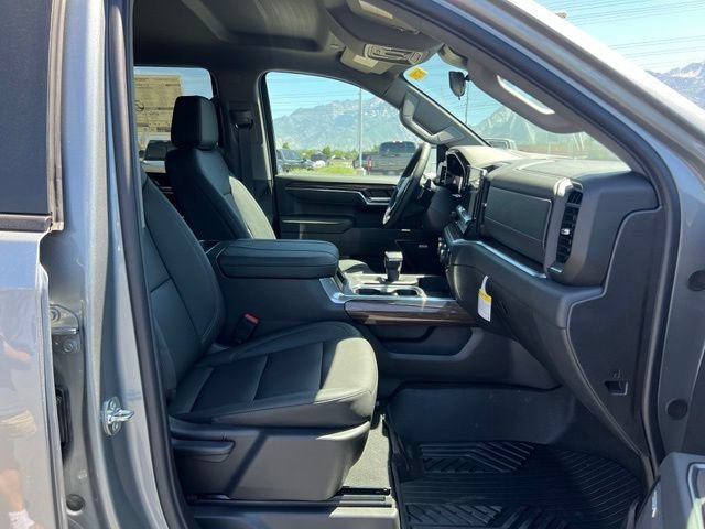 New 2026 Sterling Gray Metallic Chevrolet LT Trail Boss image 30
