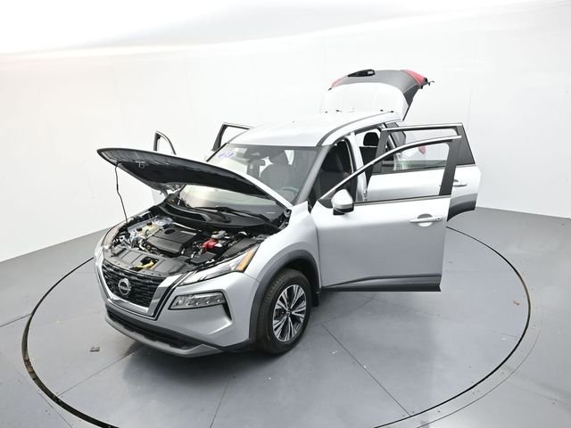 Used 2023 Brilliant Silver Metallic Nissan SV image 41