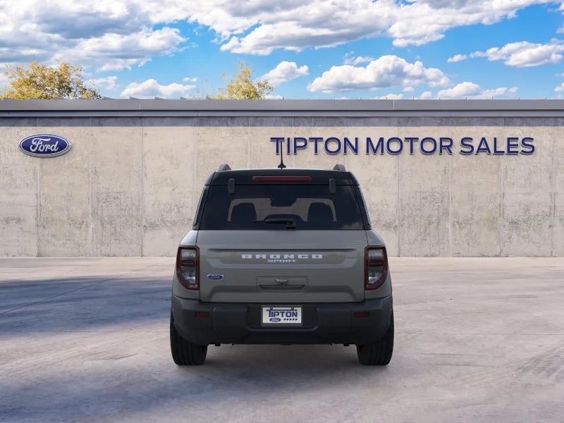 New 2025 Carbonized Gray Metallic Ford Outer Banks® image 5