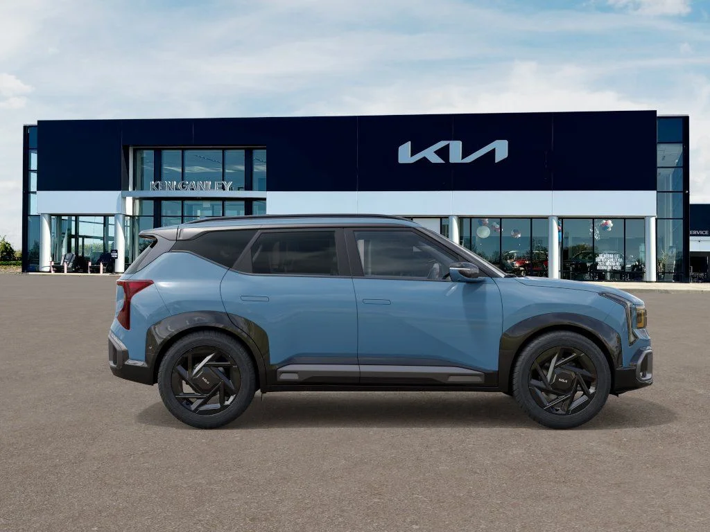 New 2027 Frost Blue Kia X-Line image 7