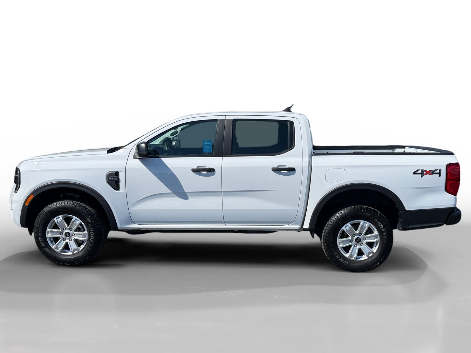 Used 2024 Oxford White Ford XL image 2