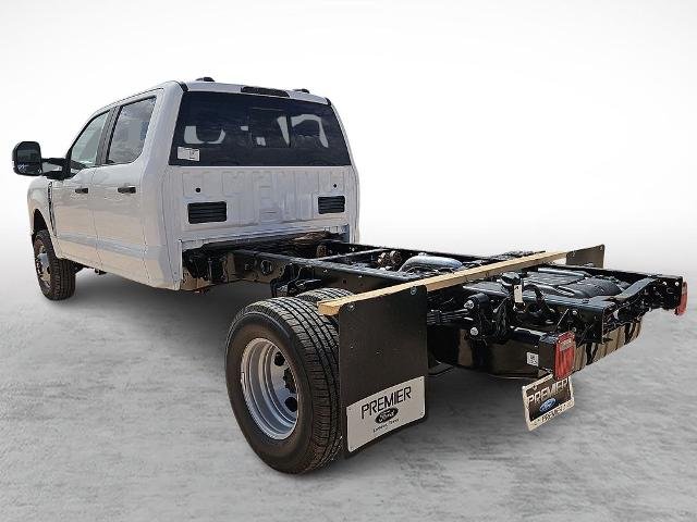 New 2026 Oxford White Ford F-350® XL image 32