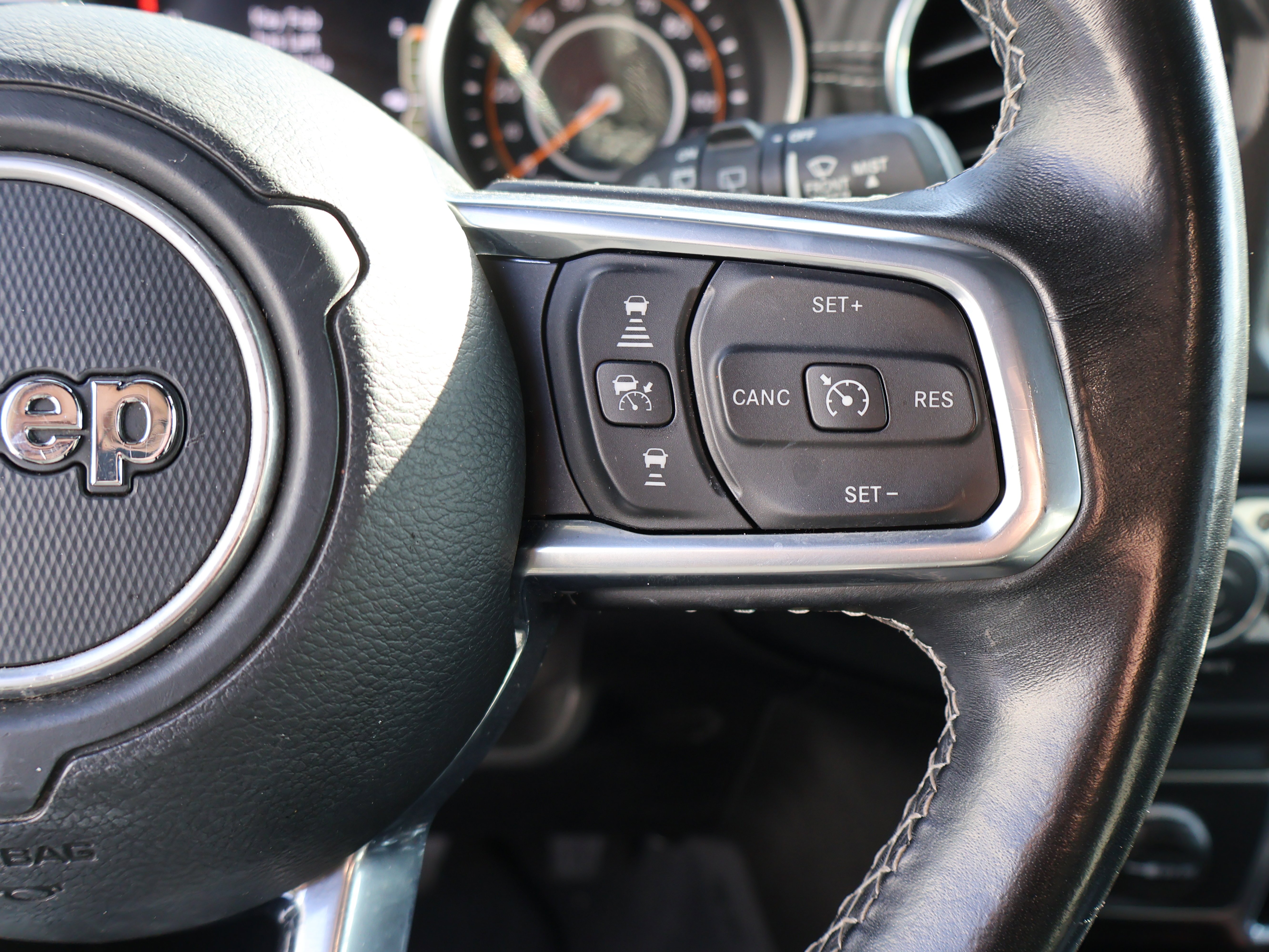 2021 Jeep Wrangler Unlimited Sahara - Photo 40