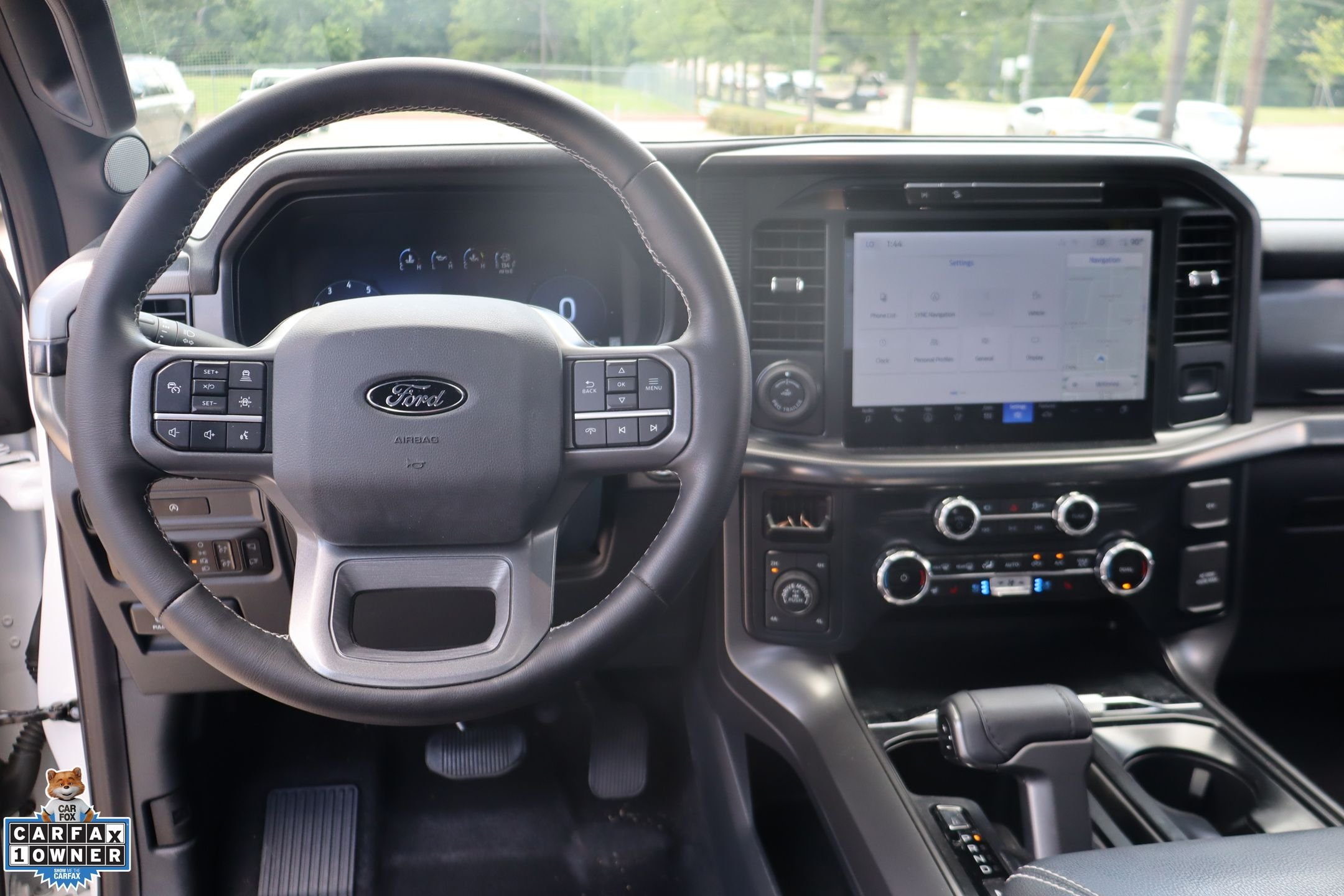Used 2025 White Ford Lariat image 19