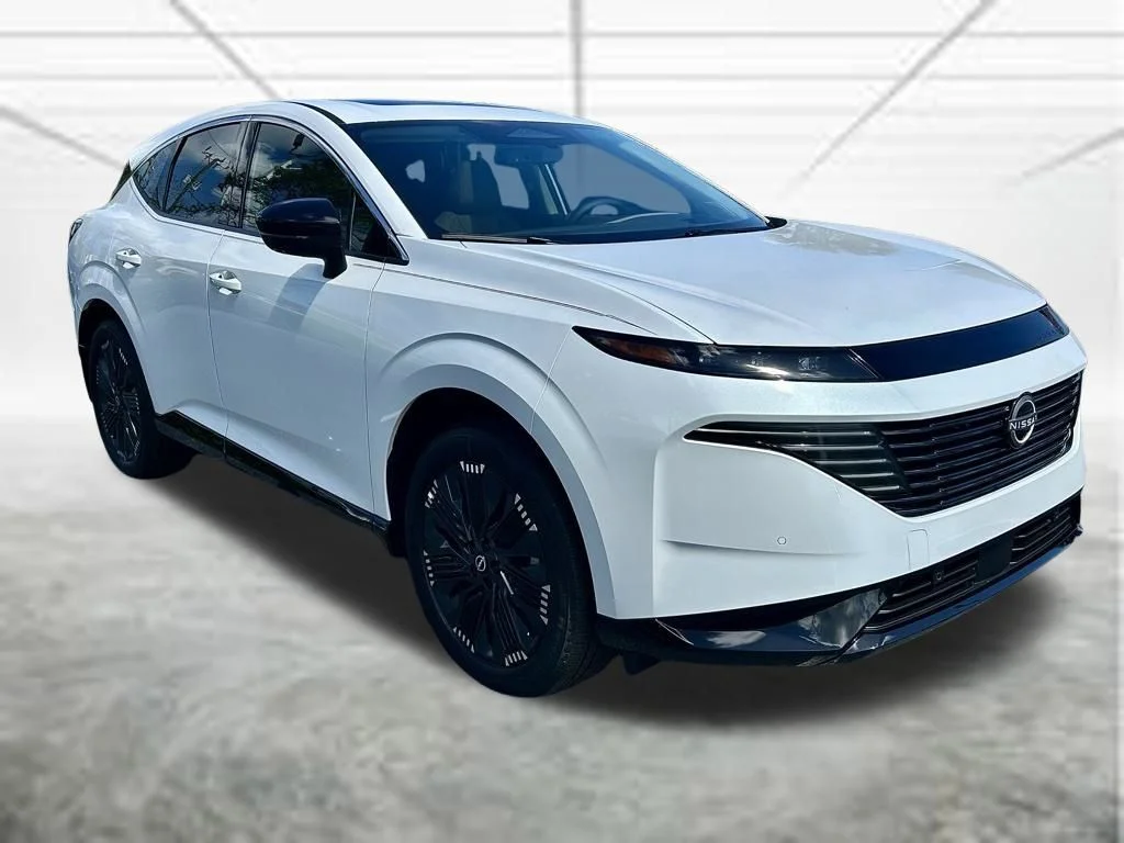 New 2026 Everest White Pearl TriCoat Nissan Platinum image 3