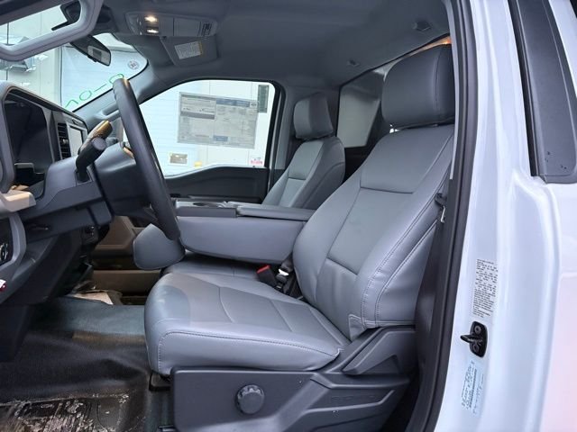 New 2026 Oxford White Ford XL image 10