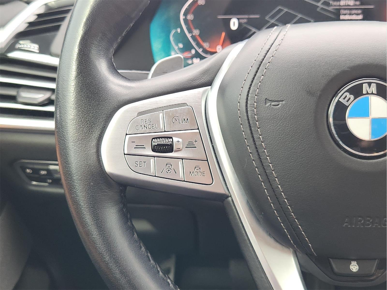2021 BMW X7 photo 29 of 35