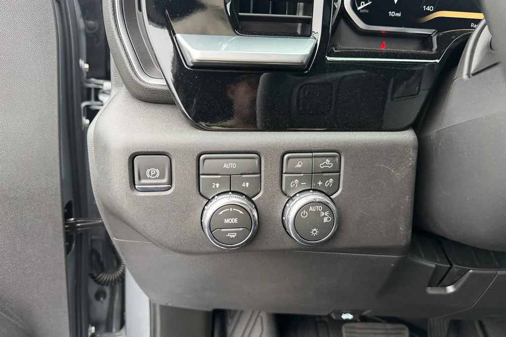 New 2026 Sterling Metallic GMC SLE image 21