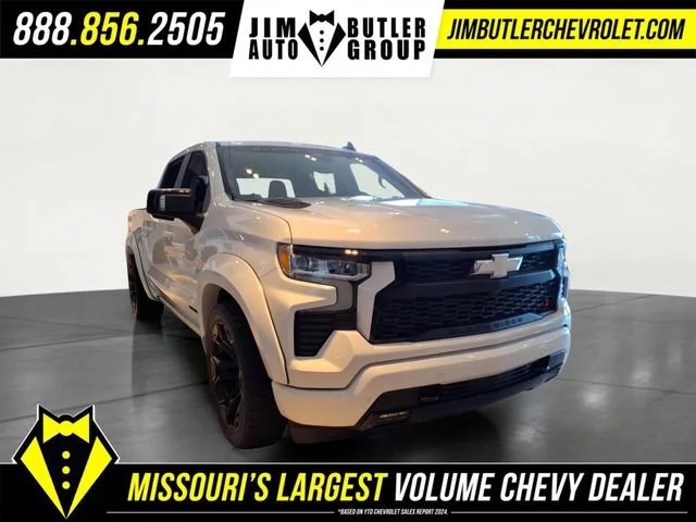New 2026 Summit White Chevrolet RST image 22