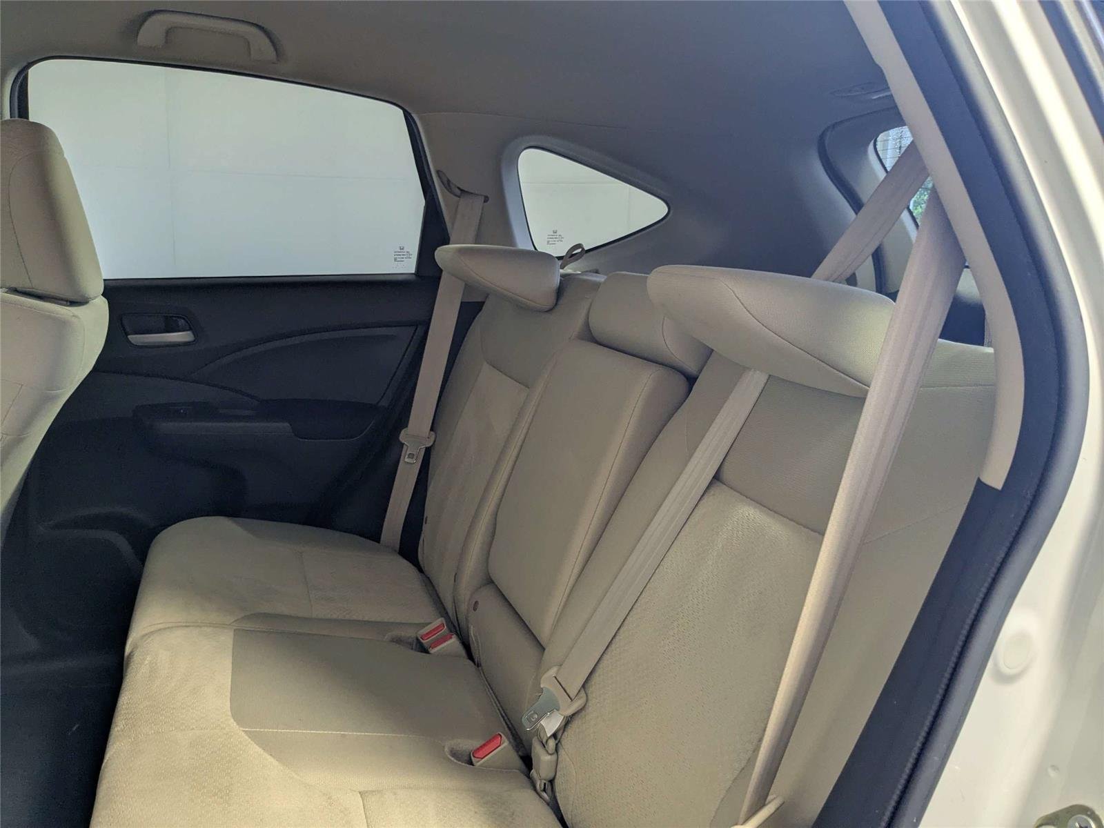 Used 2016 White Diamond Pearl Honda SE image 30