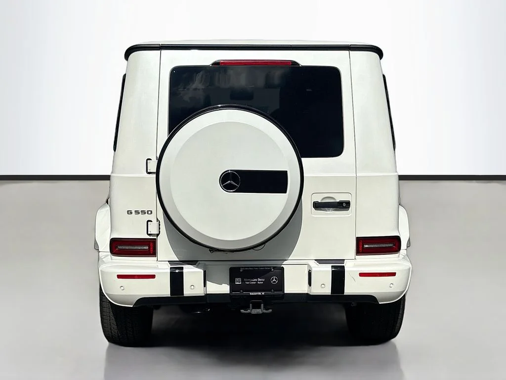 Used 2021 designo Diamond White Metallic Mercedes-Benz G 550 image 4