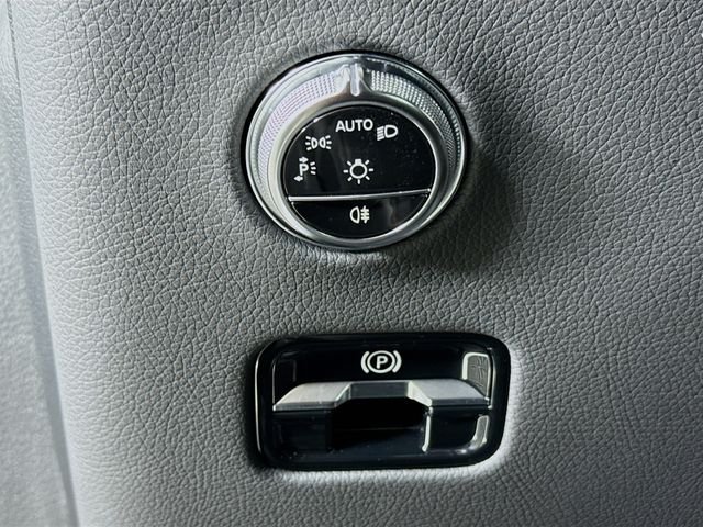 2024 Mercedes-Benz GLC GLC300 - Photo 10