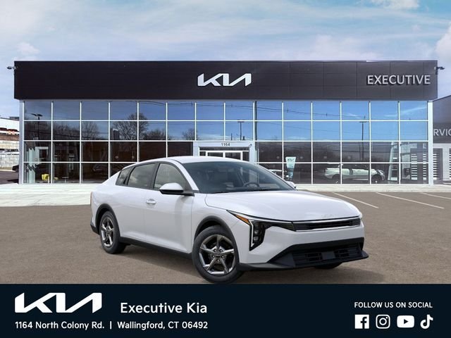 New 2026 Snow White Pearl Kia LXS image 8
