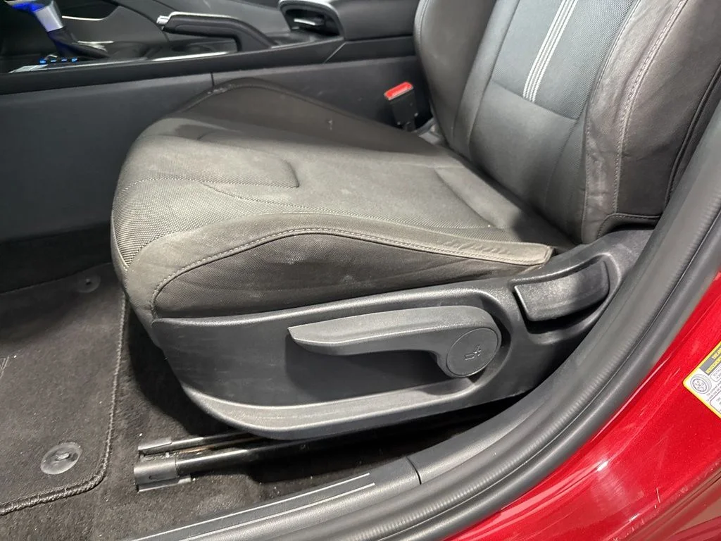 Used 2024 Red Hyundai SE image 28