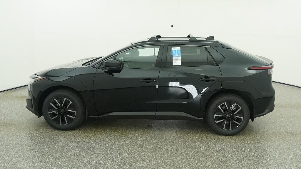 New 2026 Midnight Black Metallic Toyota XLE image 3