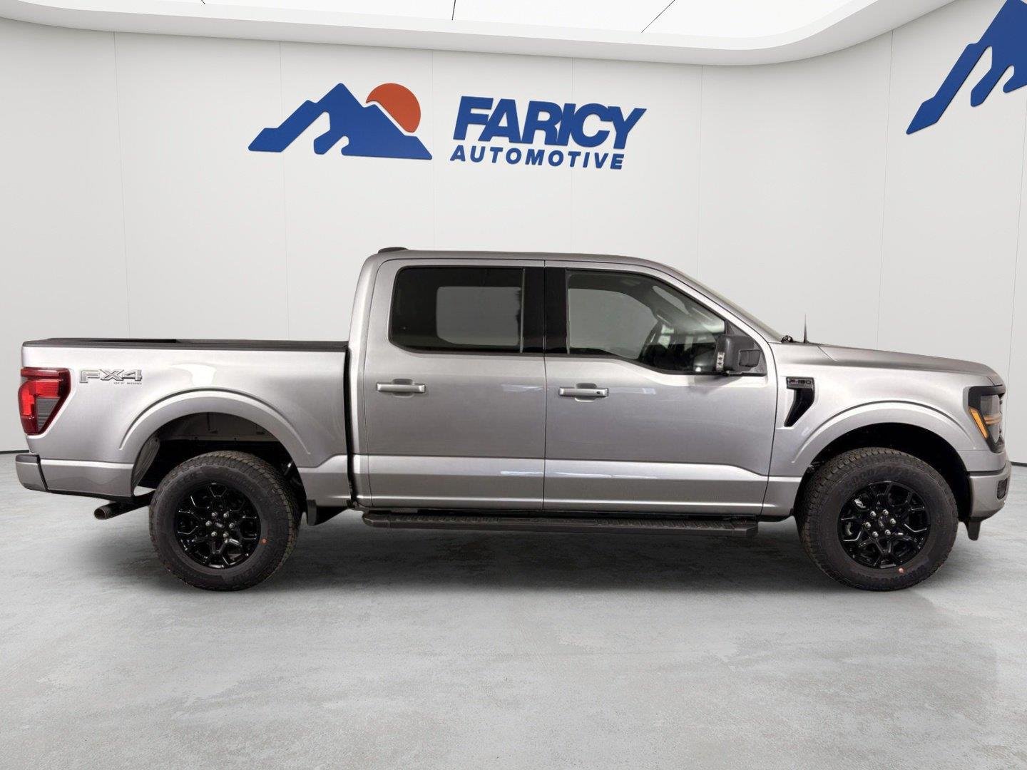 New 2026 Iconic Silver Metallic Ford XLT image 11