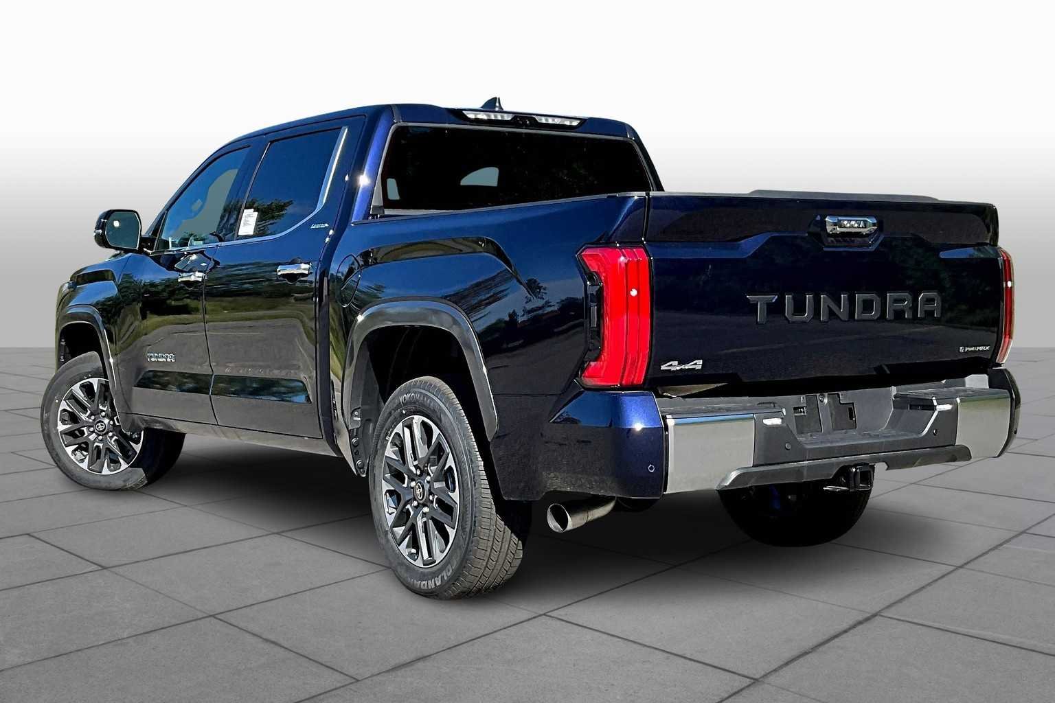 2025 Toyota Tundra Limited - Photo 11