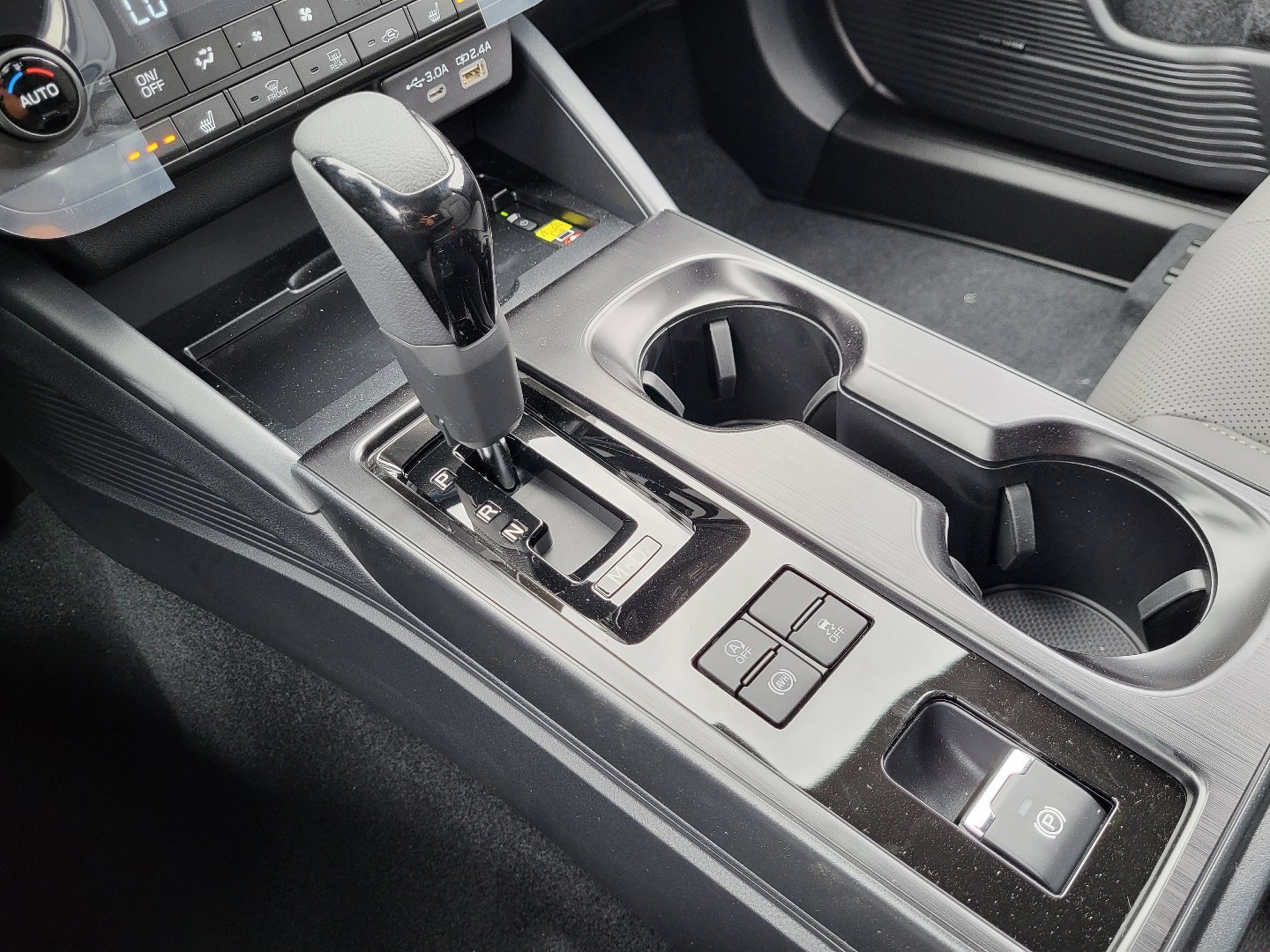 2026 Subaru Outback Limited - Photo 16