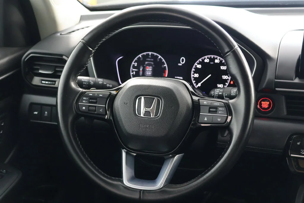 Used 2025 Black Honda EX-L image 10