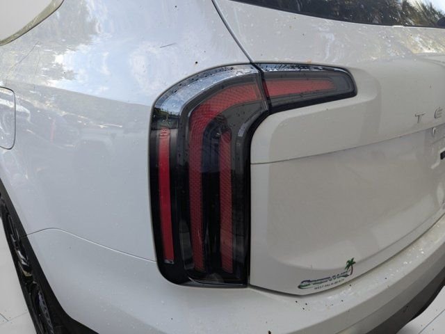 Certified Used 2024 White Kia SX-Prestige image 41