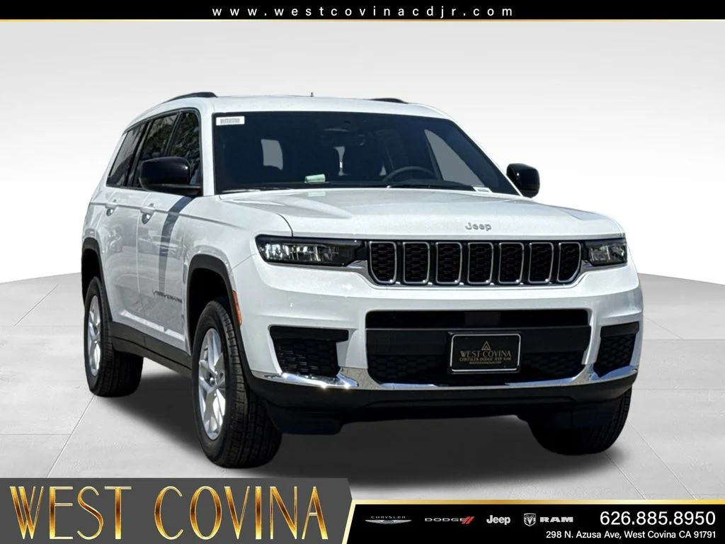 New 2026 Bright White Clearcoat Jeep Laredo image 4