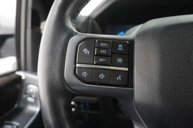 Used 2023  Ford Pro image 26