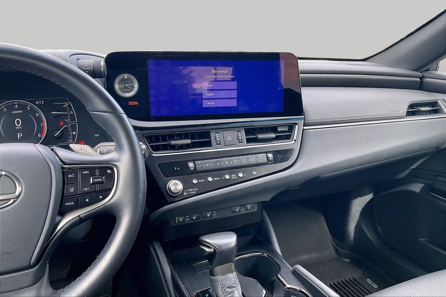 Used 2025 Iridium Lexus  image 7
