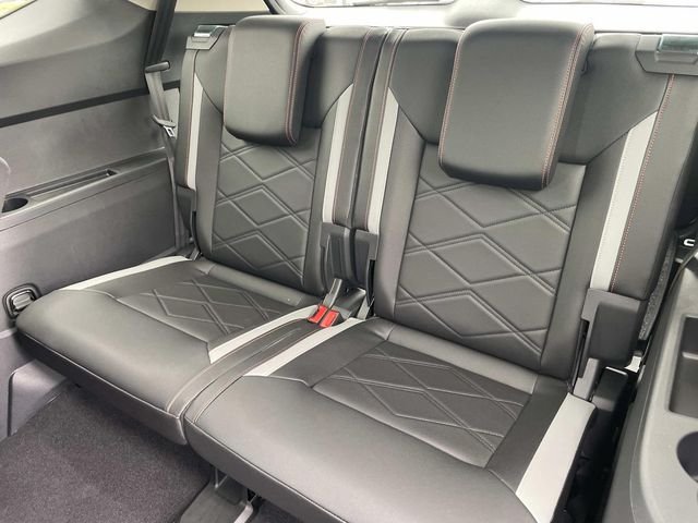 New 2026 White/off-white Volkswagen 2.0T Peak Edition image 24