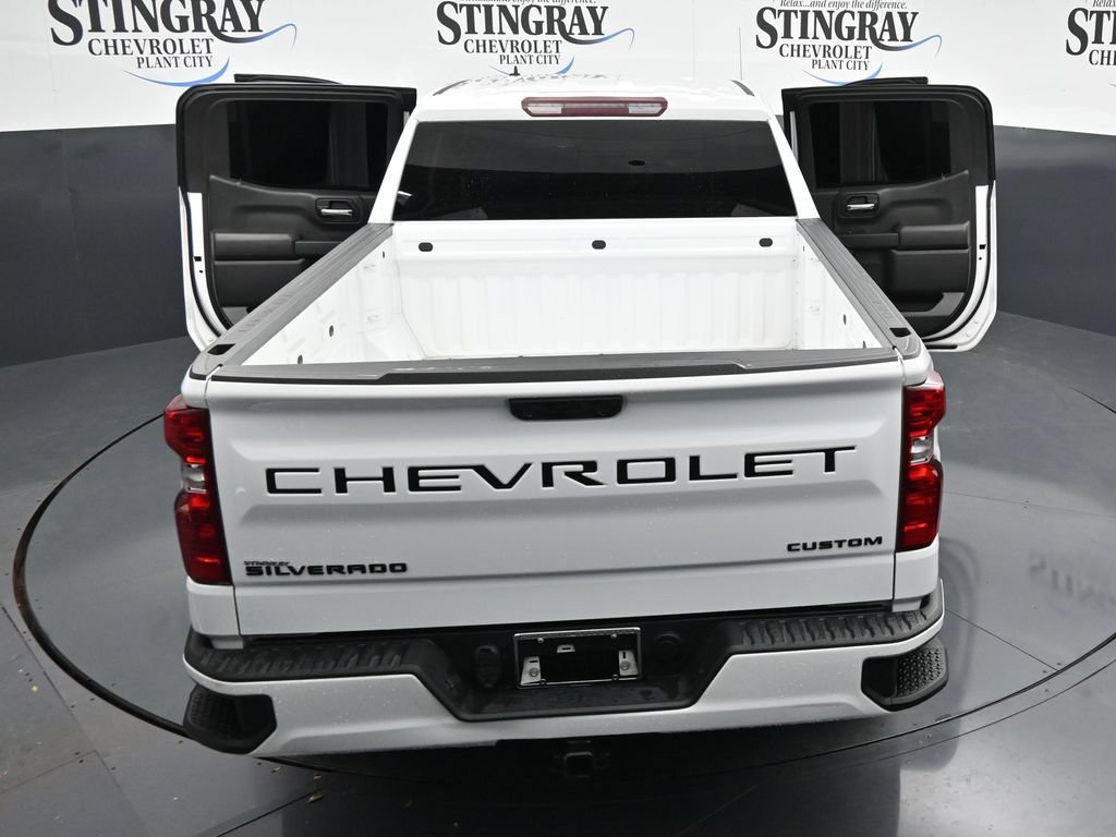Used 2022 Summit White Chevrolet Custom image 35