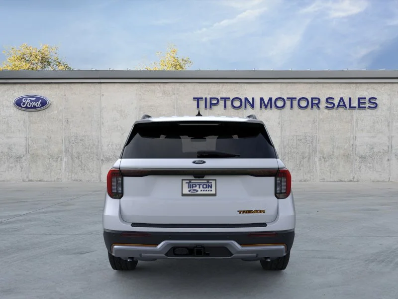 New 2026 Space White Metallic Ford Tremor® image 5