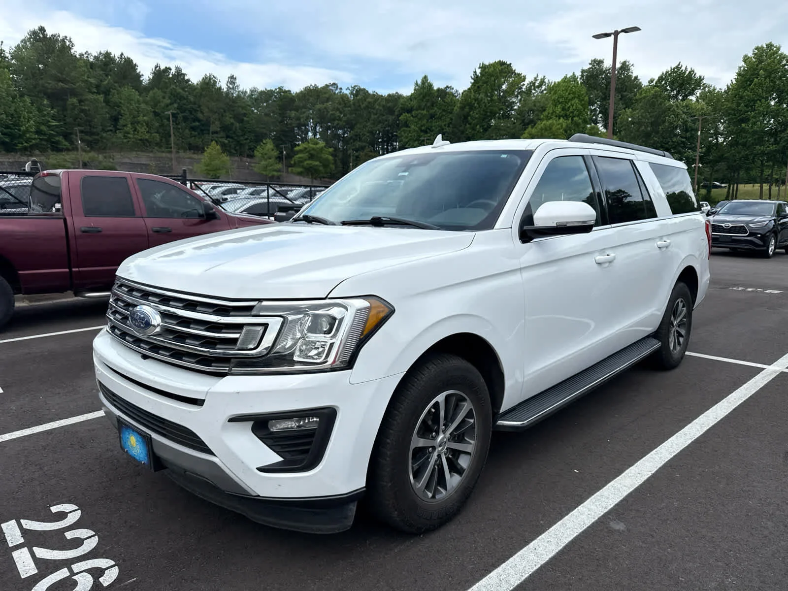 Used 2020 Oxford White Ford XLT image 6