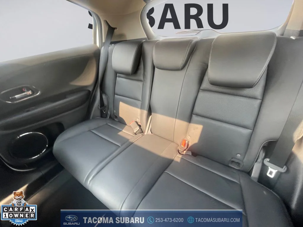 Used 2021 White Honda EX-L image 16