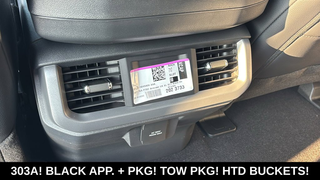 New 2026 Agate Black Metallic Ford XLT image 8