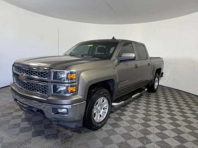 Used 2015 Brown Chevrolet LT image 3